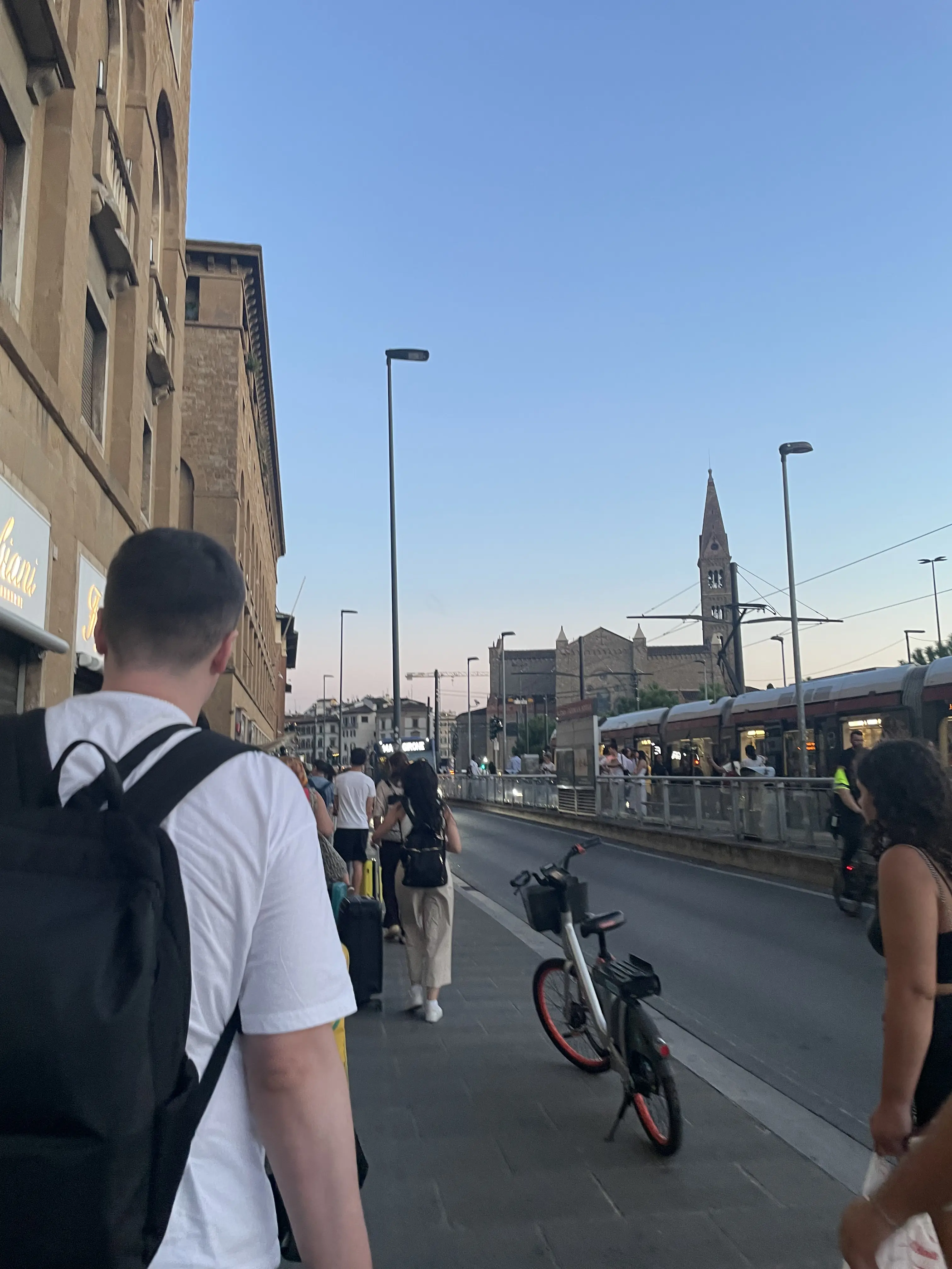 Piazza della Stazione с видом на Собор Santa Maria Novella